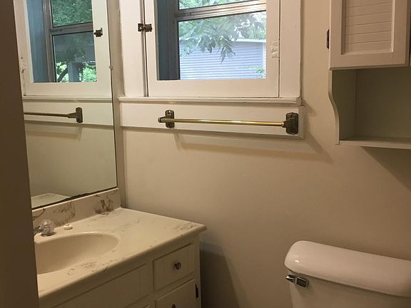 Bathroom, access from bedroom 2