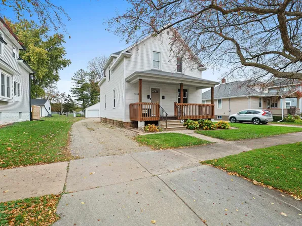 1359 Lawe St, Green Bay, WI 54301