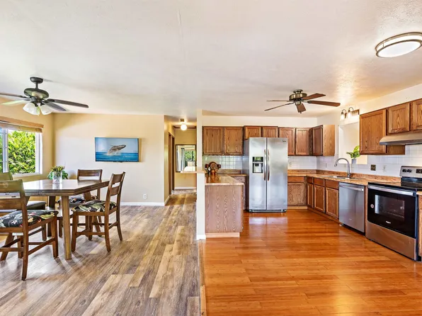 31 Pualu Loop, Lahaina, HI 96761