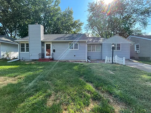 1810 Tama St Photo 1