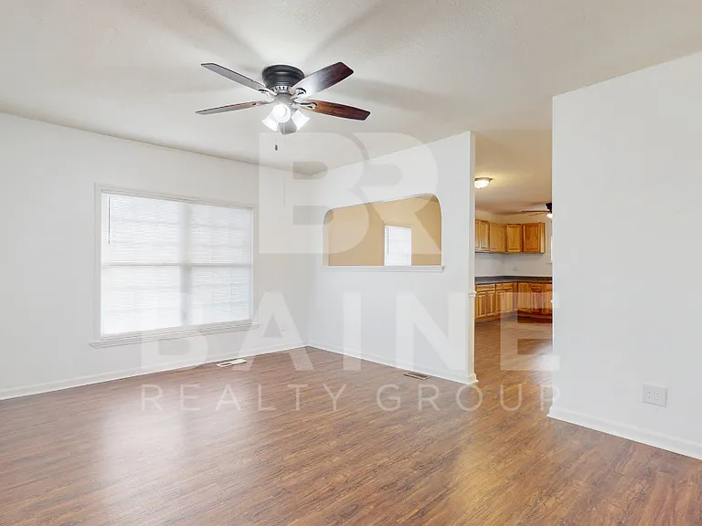 2621 Sevier Ave — Photo 7