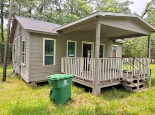 933 Shore Shadow Dr, Huffman, TX 77336