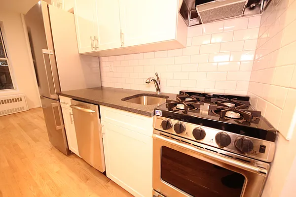 Rented by Waverly Realty Associates | media 15