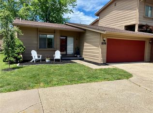 1106 Woodland Park Dr, West Des Moines, IA 50266