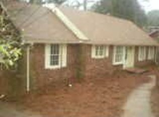 2926 Arrowood Dr, East Pt, GA