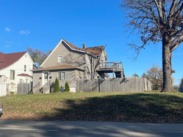 1022 S Richards St, Joliet, IL 60433