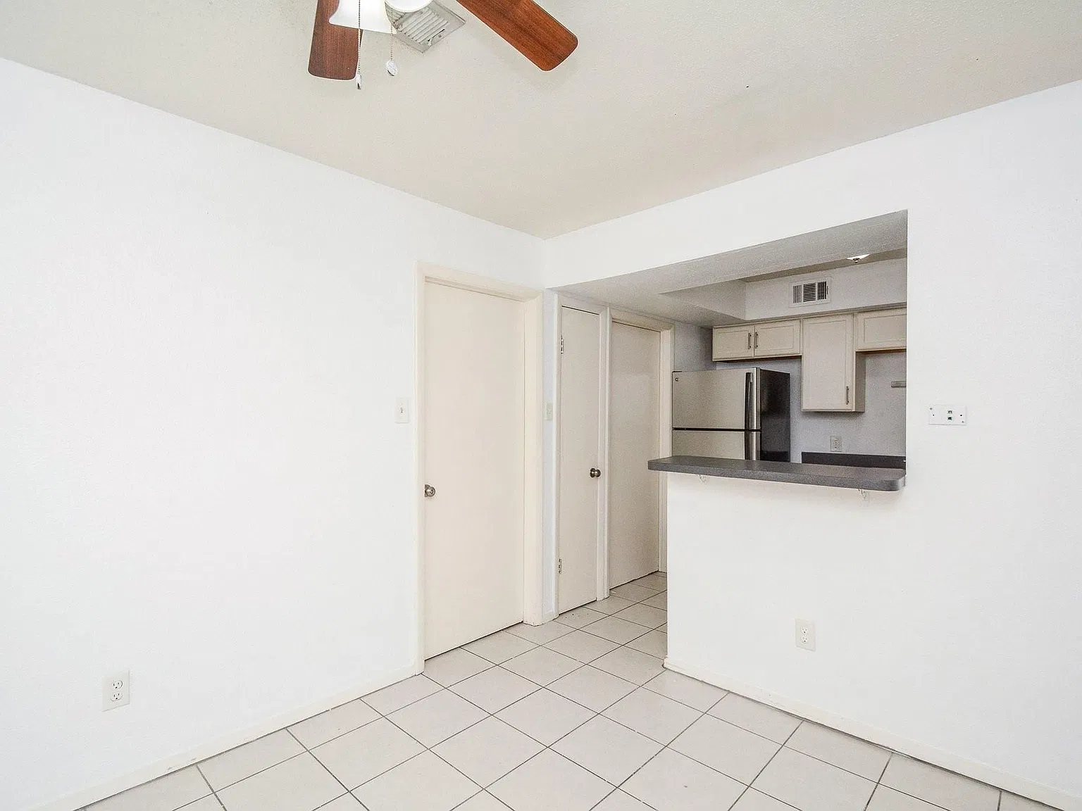 3 bed, 2.0 bath, 1162 sqft, $1,650 — Photo 4