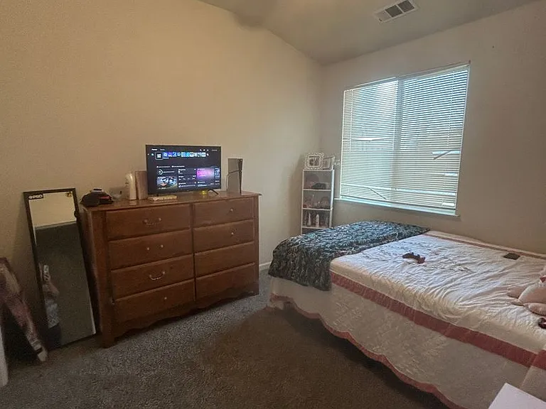 1793 Castle Way — Photo 10