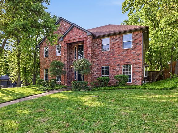 2nd image of 1801 Rolling Ridge Dr