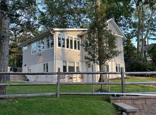 29 Bayville Dr, Sound Beach, NY 11789