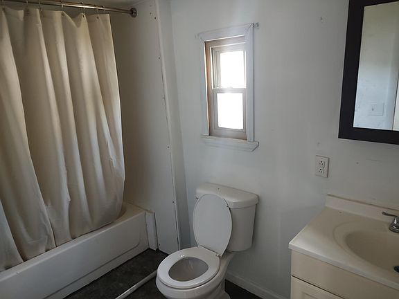 2nd image of 332 Country Creek Dr #332