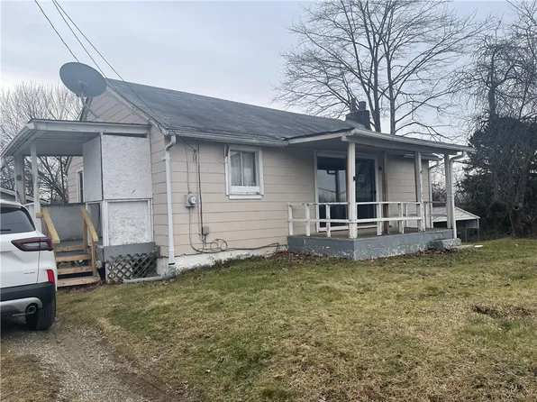 1905 White Cloud Rd, Leechburg, PA 15656