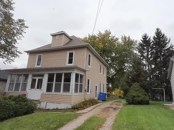 406 S Montgomery St, Watertown, WI 53094