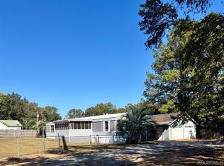 1315 Dozier Rd, Wetumpka, AL 36093