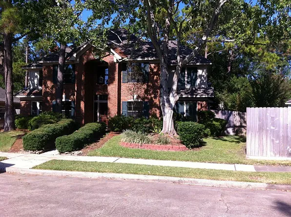 2022 Town Hill Dr, Houston, TX 77062