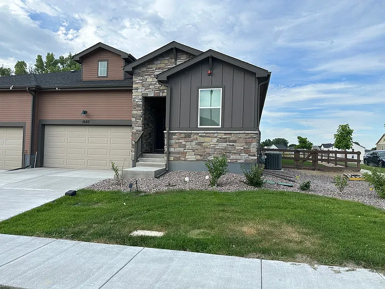 1680 Foggy Brook Dr — Photo 2