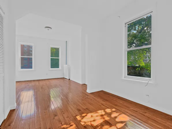 1082 Saint John's Place image 9 of 14