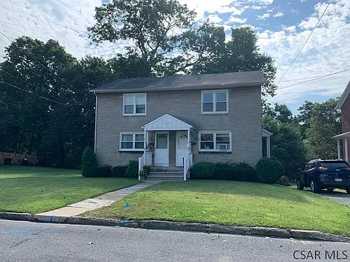 927 East Ave Photo 1