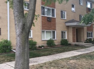 429 Paxton Ave APT 1A, Calumet City, IL 60409