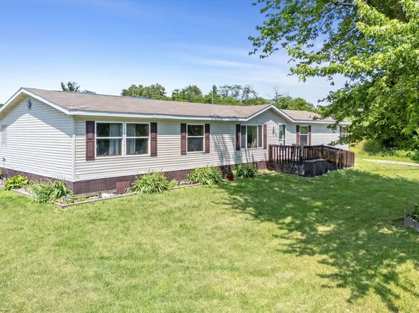 1359 260th St, Letts, IA 52754
