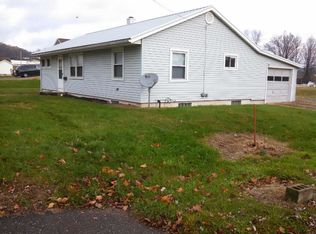 705 3rd St NE, New Philadelphia, OH 44663