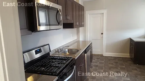 172 Kelton St #14 Photo 1 172 Kelton St #14 Photo 1