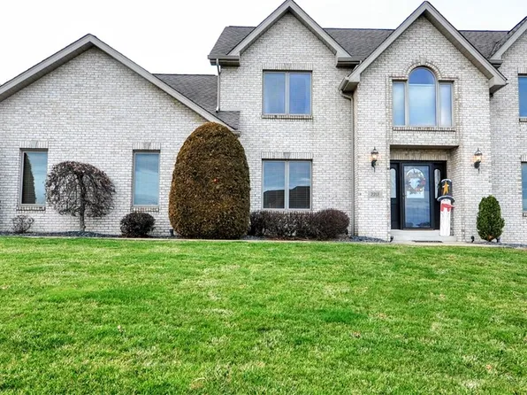 2212 Greenville Cir, North Huntingdon, PA 15642