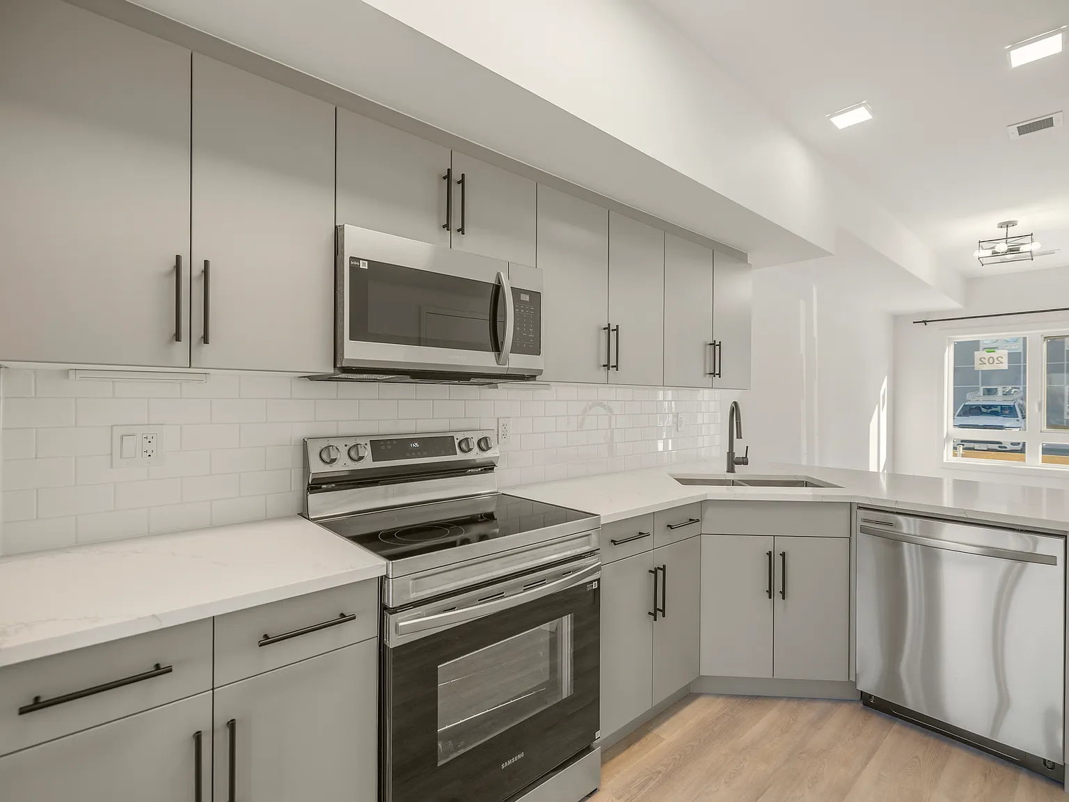 Canterbury Residences — Photo 3