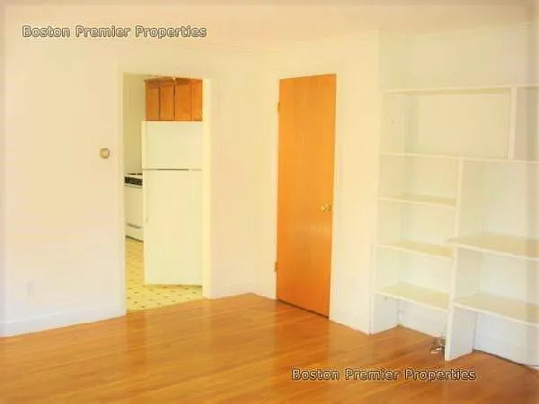 154 Atlantic St #4 — Photo 3