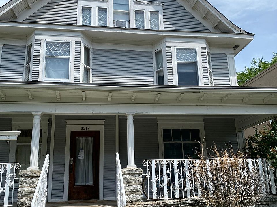 1st image of 3217 Hennepin Ave #A