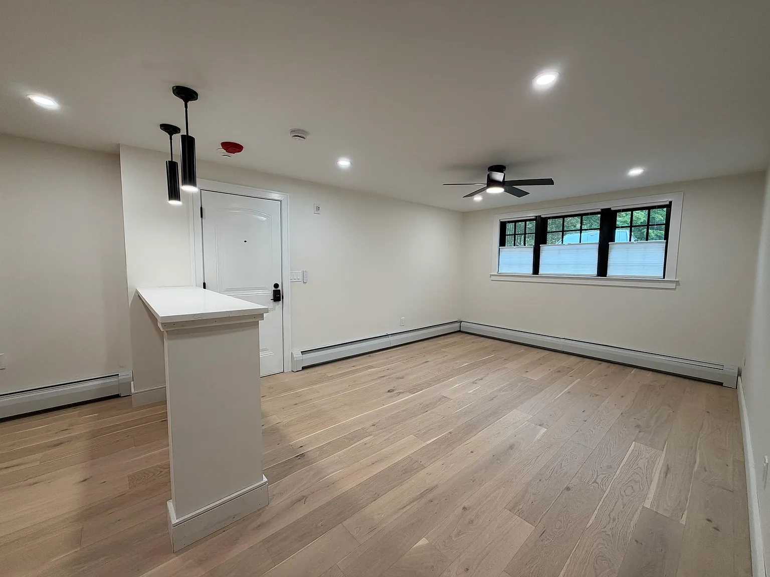 1 bed, 765 sqft, $2,650 — Photo 4