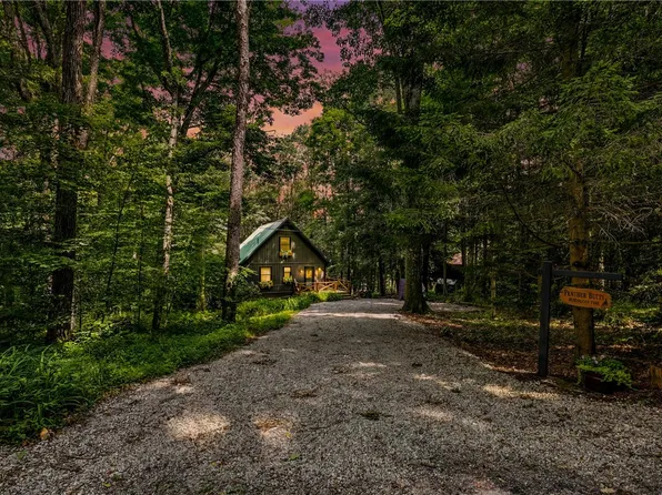 115 Syracuse Ln, Stoystown, PA 15563