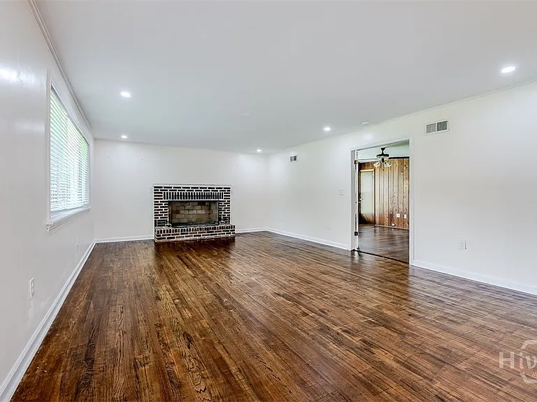 16 Herty Ave — Photo 6