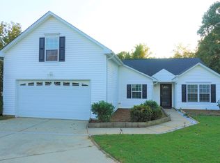 724 Thornbird Cir, Boiling Springs, SC 29316