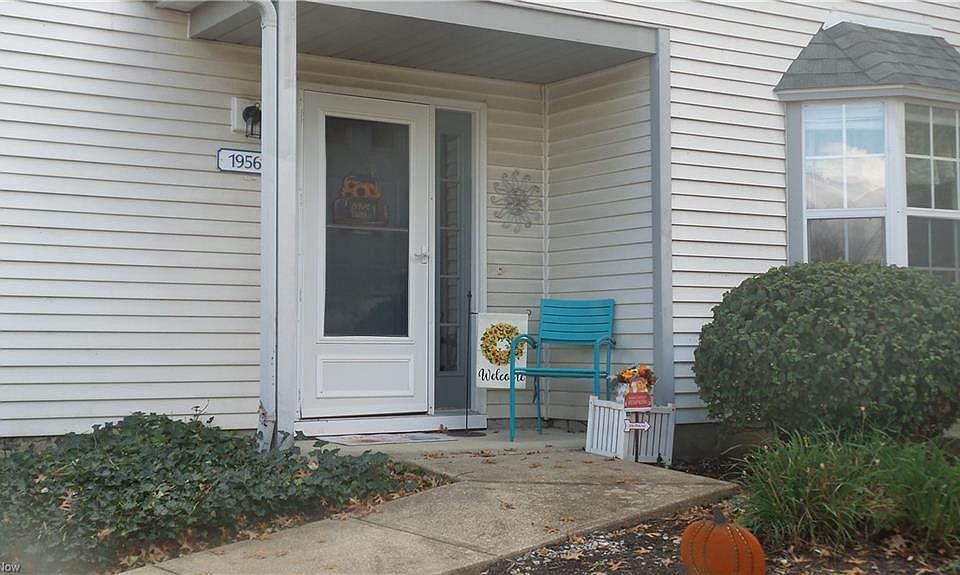 1st image of 19561 Porters Ln #40
