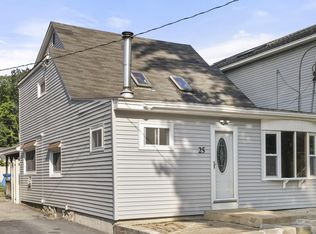 25 Maiden Ln, Manchester, NH 03109