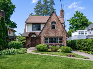 17 Bonnett Ave, Larchmont, NY 10538