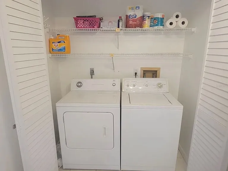 476 Santa Cruz Pl NE #F — Photo 12