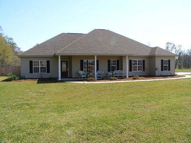 1st image of 101 Crooked Creek Dr