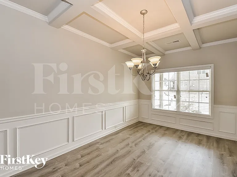 273 Cliffhaven Cir — Photo 3