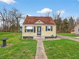 1314 Pearl Dr SE, Massillon, OH 44646