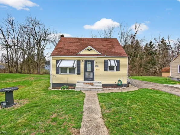 1314 Pearl Dr SE, Massillon, OH 44646