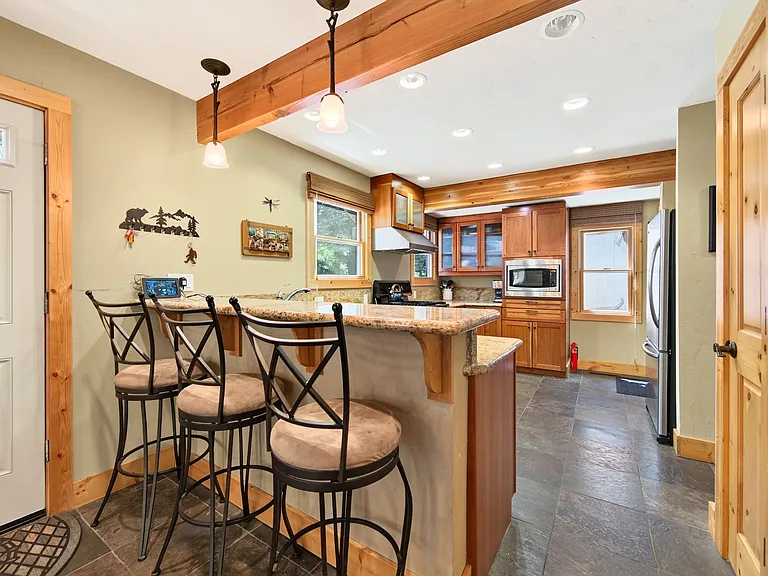 11583 Norse Ave — Photo 9