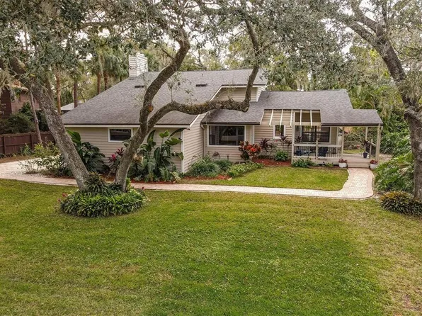 1036 Sirus Trl, Sarasota, FL 34232