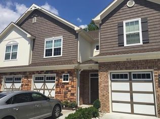 828 Harvest Green Ln, Chesapeake, VA 23320