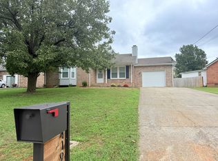 1419 Janet Way Dr, Clarksville, TN