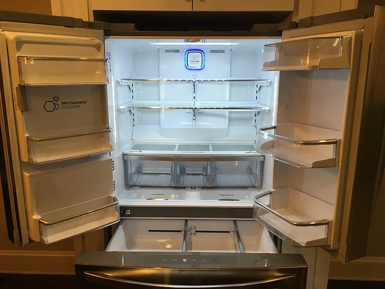 LG refrigerator