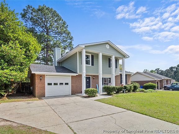 3rd image of 6923 Twin Creek Ct