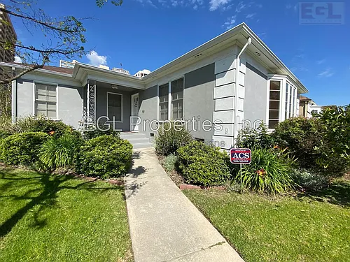 10749 Wellworth Ave Photo 1