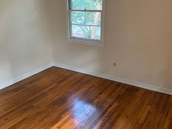 4th image of 629 E Park Ave APT 4